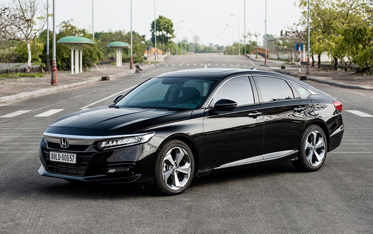 Giá lăn bánh Honda Accord tại Hà Tĩnh