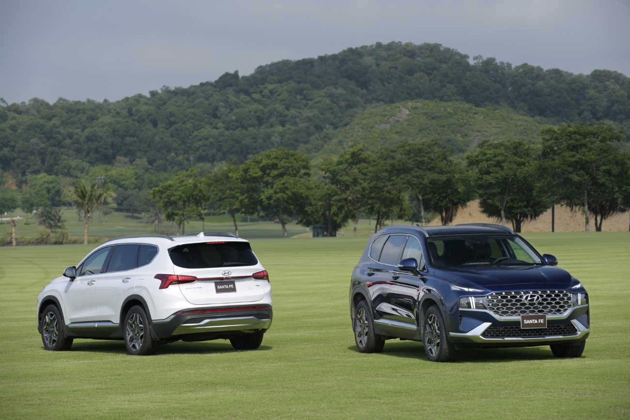 Giá lăn bánh Hyundai Santa Fe tại Hà Tĩnh